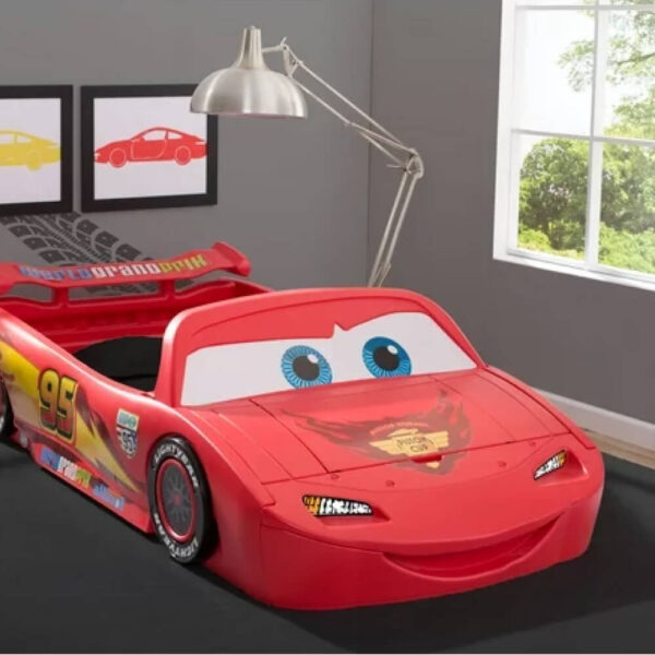 Disney/Pixar Cars Lightning McQueen Toddler-To-Twin Bed